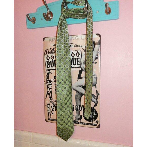 Vintage Ike Behar New York Green Silk Neck Tie geometric - Picture 6 of 9